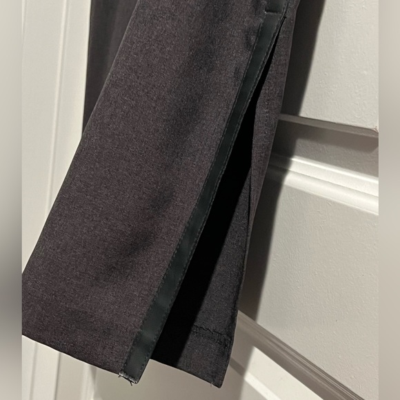 🥇 NY&Co. Grey Tuxedo Midi Leather Trim - Picture 8 of 11